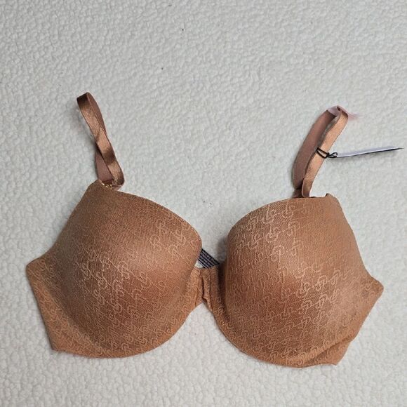 1235 NWT Victoria's Secret Icon by Victoria's Secret Push-Up Demi Bra Sz 34DDD - Picture 1 of 5